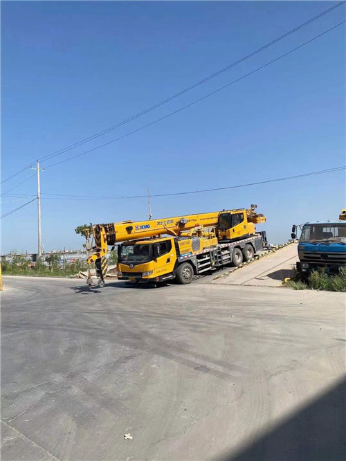 壤塘县吊车作业时，可能会产生哪些额外收费项目？